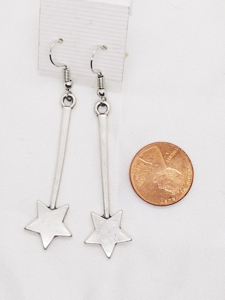 Dangling stars pierced earrings - Kpughdesigns