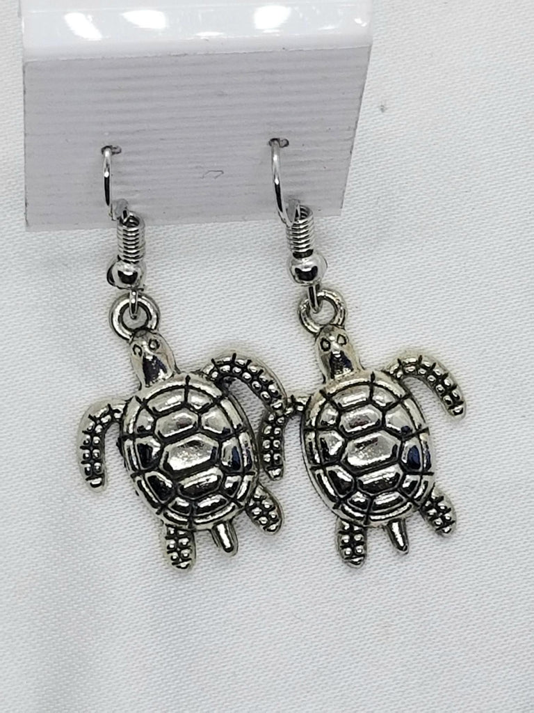 Sea turtle earrings, pierced - Kpughdesigns