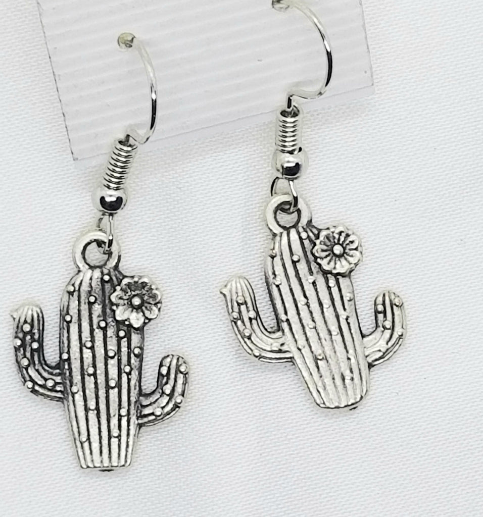 Cactus earrings - Kpughdesigns