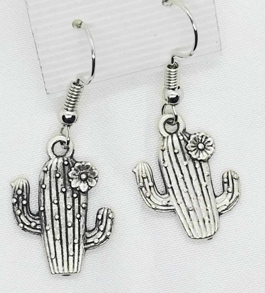 Cactus earrings - Kpughdesigns