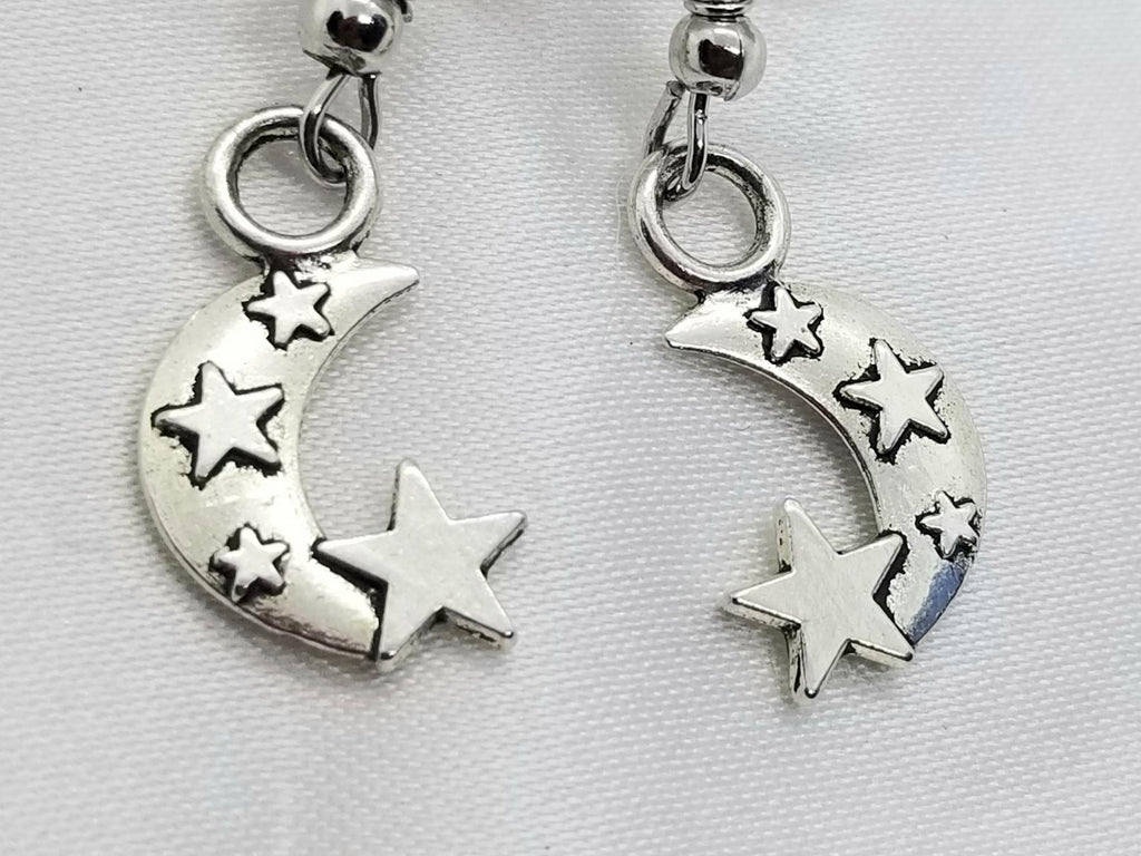 Moon and star pierced earrings - Kpughdesigns